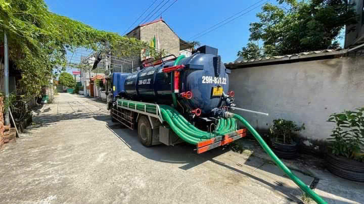 Xe bồn hút bể phốt chuyên dụng cho nhà hàng tại Hai Bà Trưng